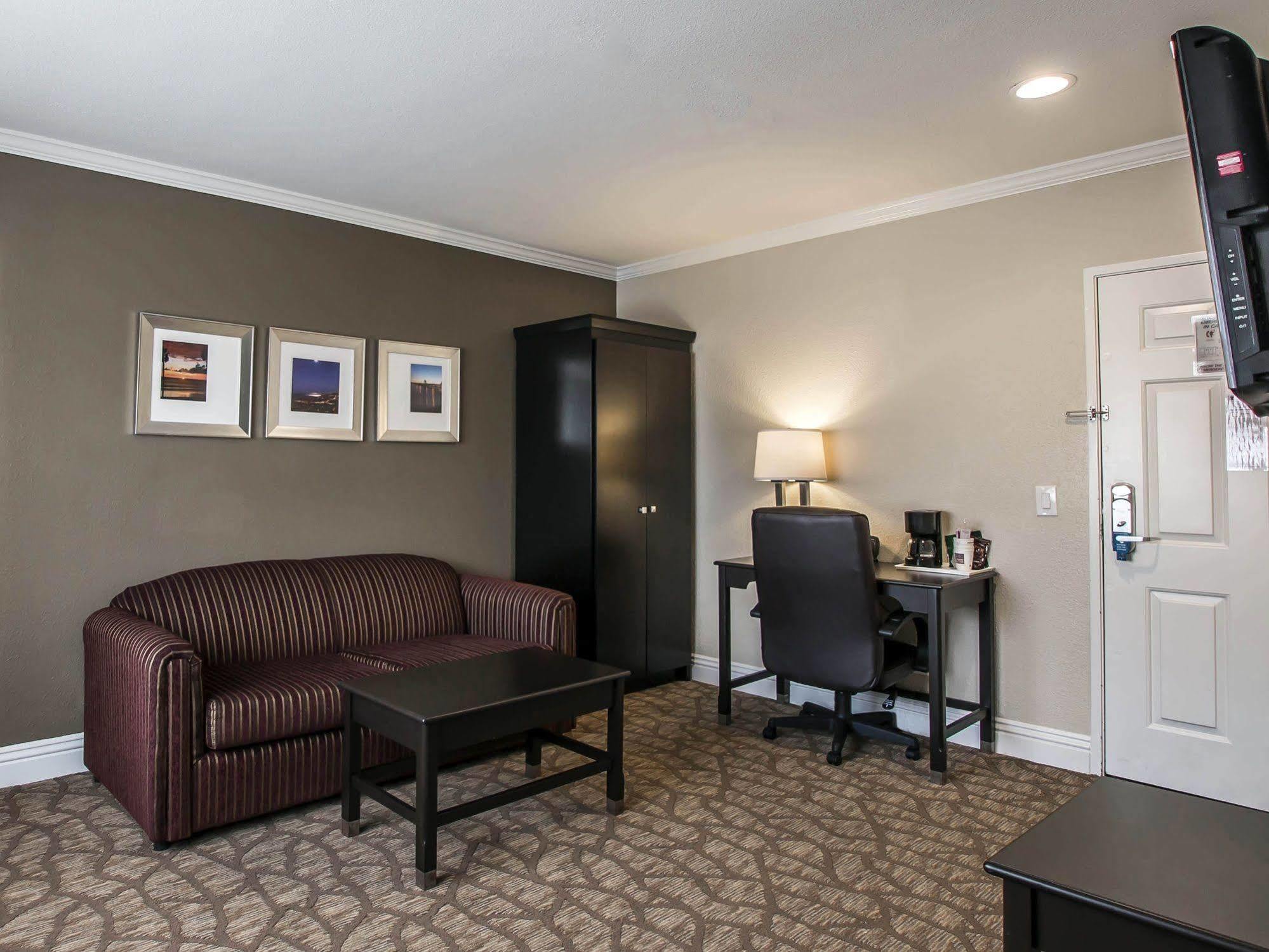 Hotel Comfort 3*